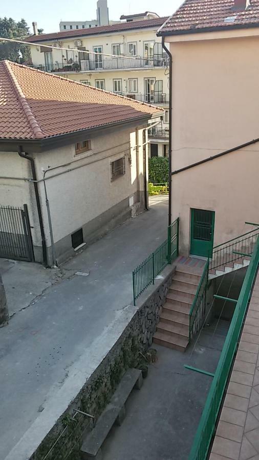 Casa Vacanza Xenia アジェーロラ エクステリア 写真